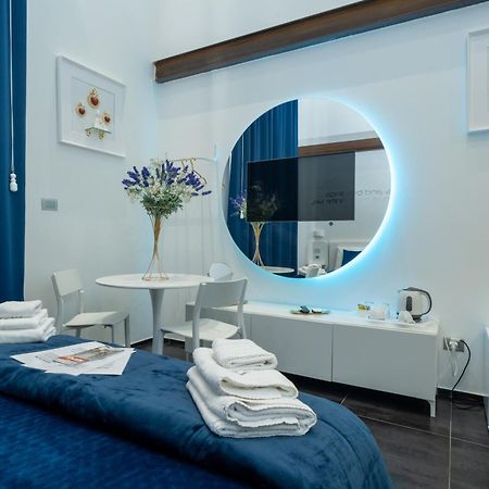 Bed and Breakfast Skyhouse Chiaia Neapol Zewnętrze zdjęcie