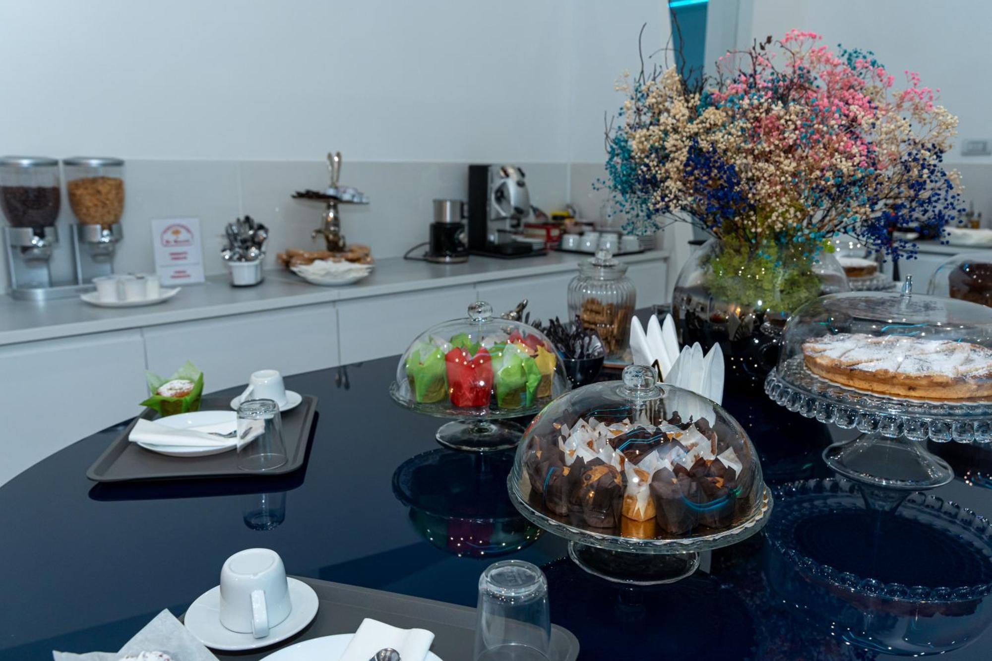 Bed and Breakfast Skyhouse Chiaia Neapol Zewnętrze zdjęcie