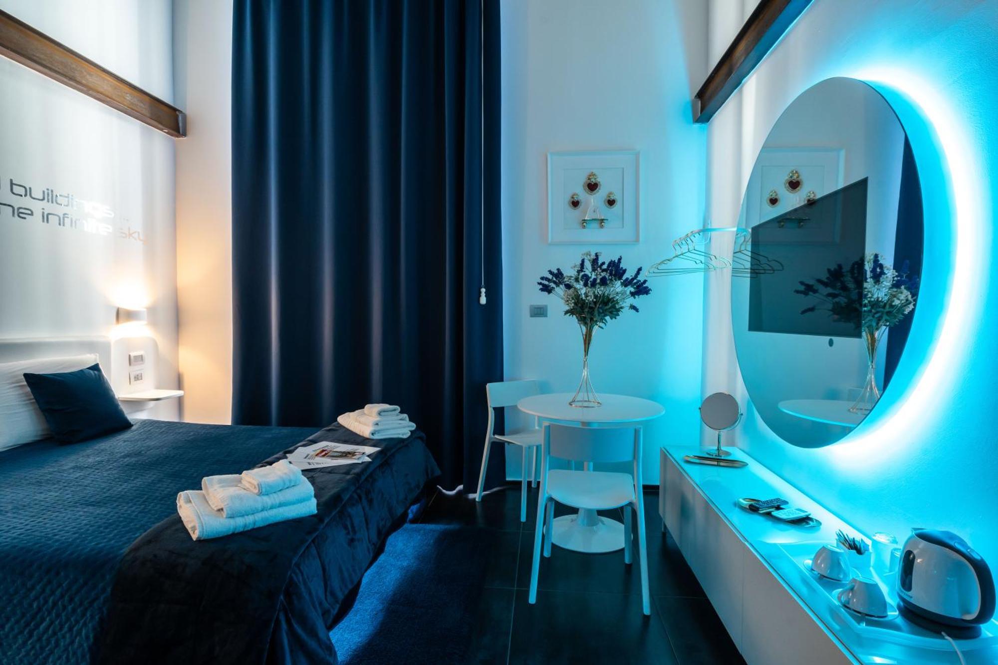 Bed and Breakfast Skyhouse Chiaia Neapol Zewnętrze zdjęcie